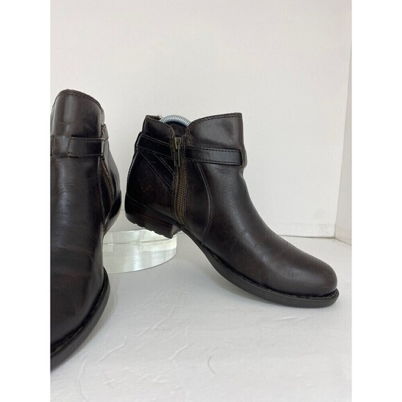 Born Boot Sz7 M Short Boots Brown Leather Women D86123 Brass Colored Buckle - Picture 2 of 8
